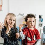 Małe serca, wielkie emocje: jak codziennie budować kompetencje emocjonalne u przedszkolaków
